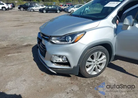 2020 Chevrolet Trax Fwd Premier z USA, uszkodzony, nr VIN 3GNCJMSB5LL165153